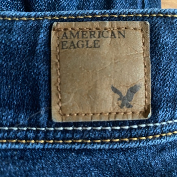 American Eagle slim boot short/court stretch jeans. 99% Cotton 1% Spandex - Picture 5 of 8